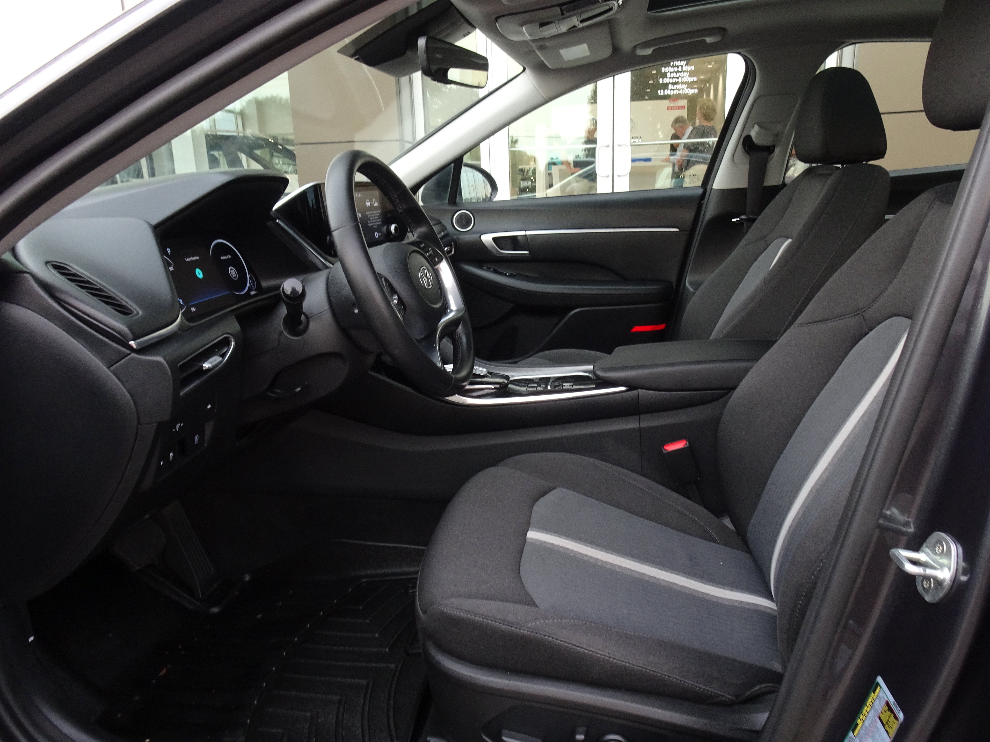 Used 2020 Hyundai Sonata SEL w/ Convenience + Sunroof Package FWD image 8