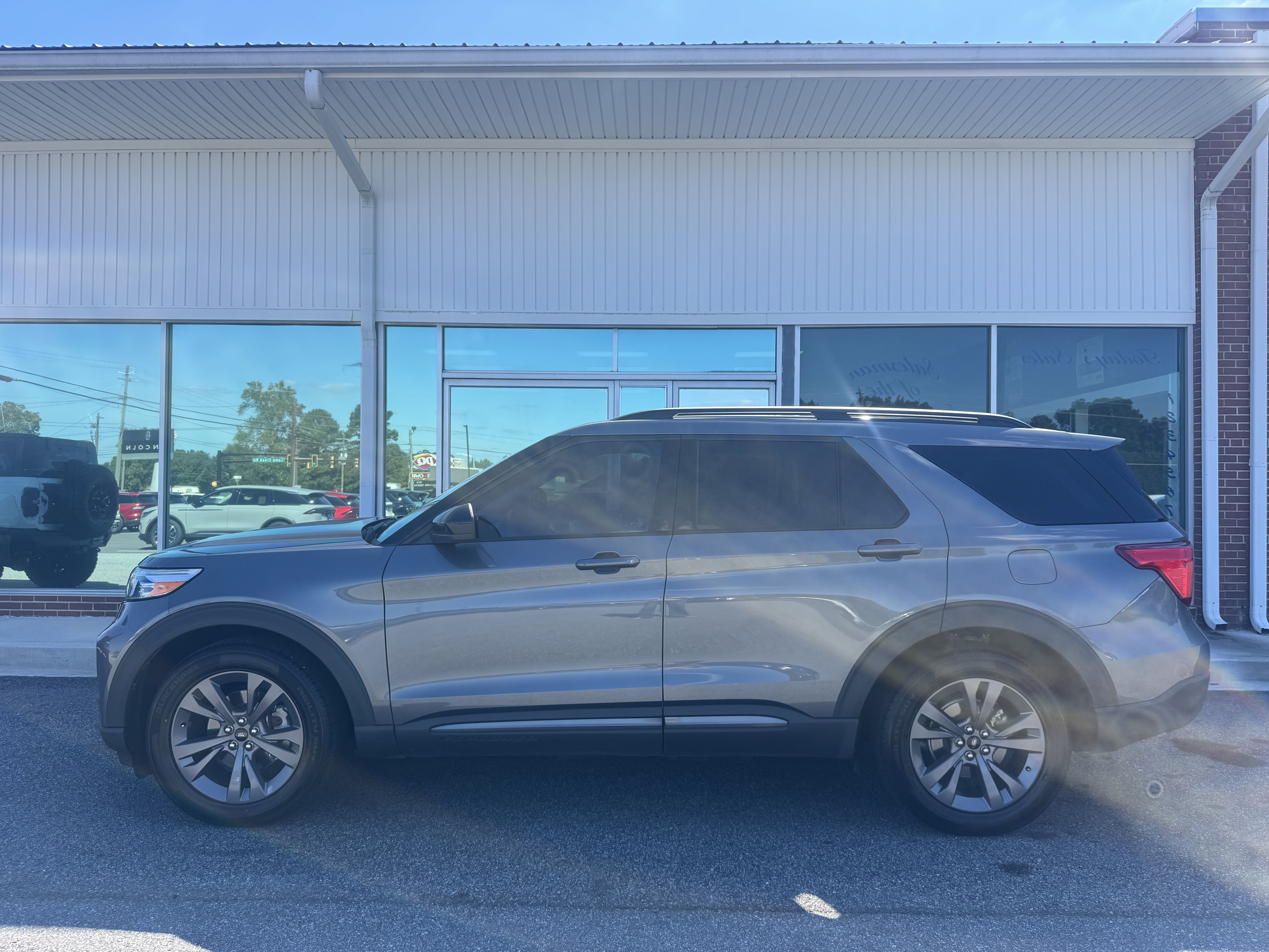 Used 2023 Ford Explorer XLT w/ Equipment Group 202A