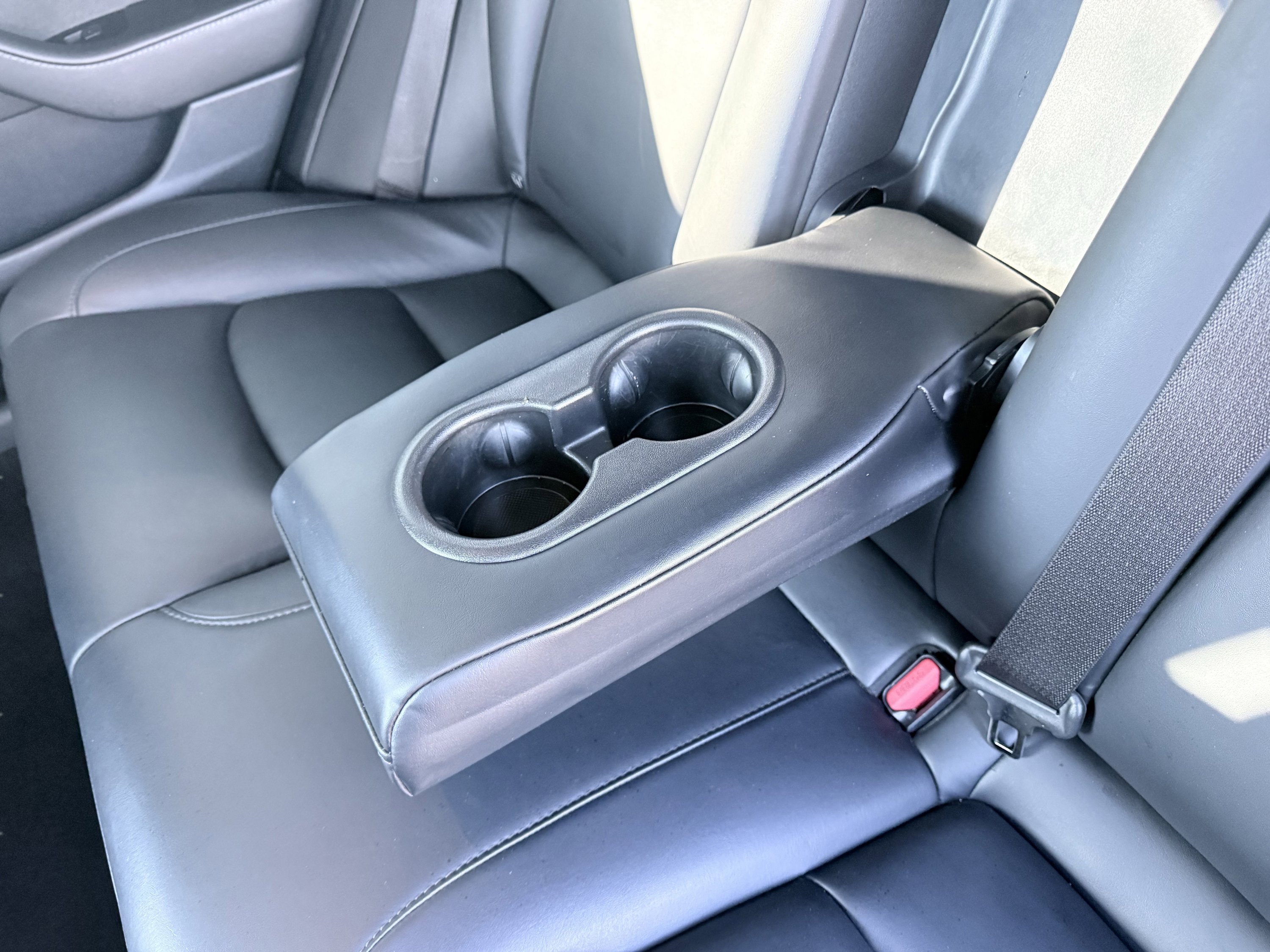 Used 2022 Tesla Model 3 Long Range image 37