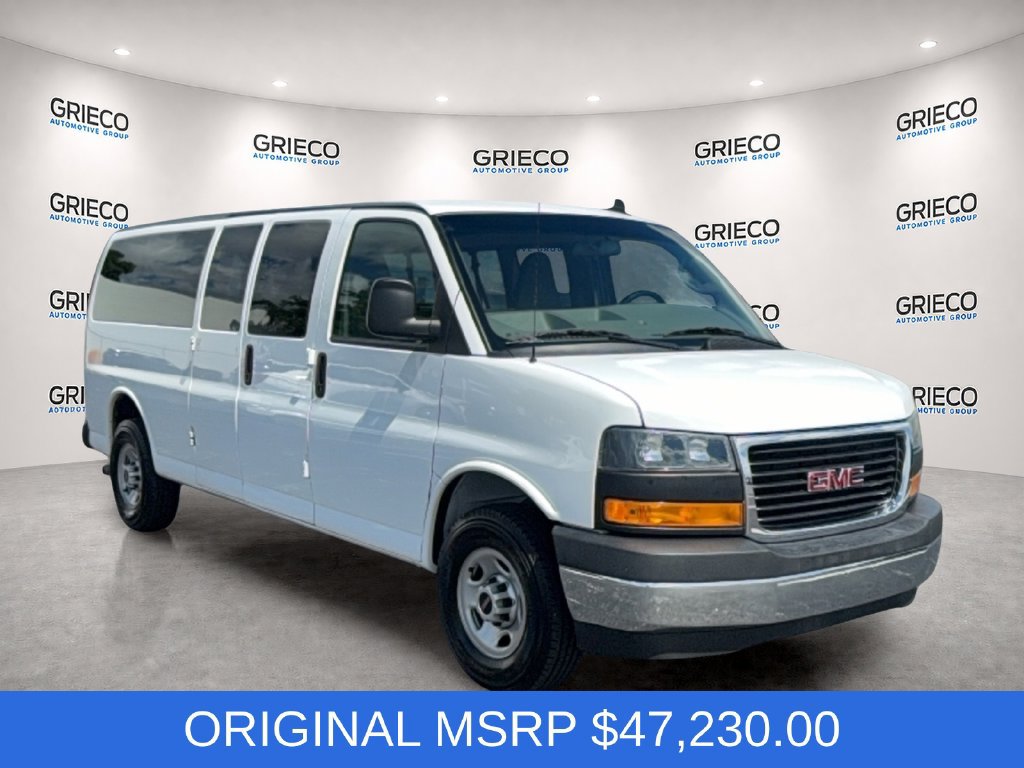 Used 2023 GMC Savana 3500 LS w/ Chrome Appearance Package RWD image 1