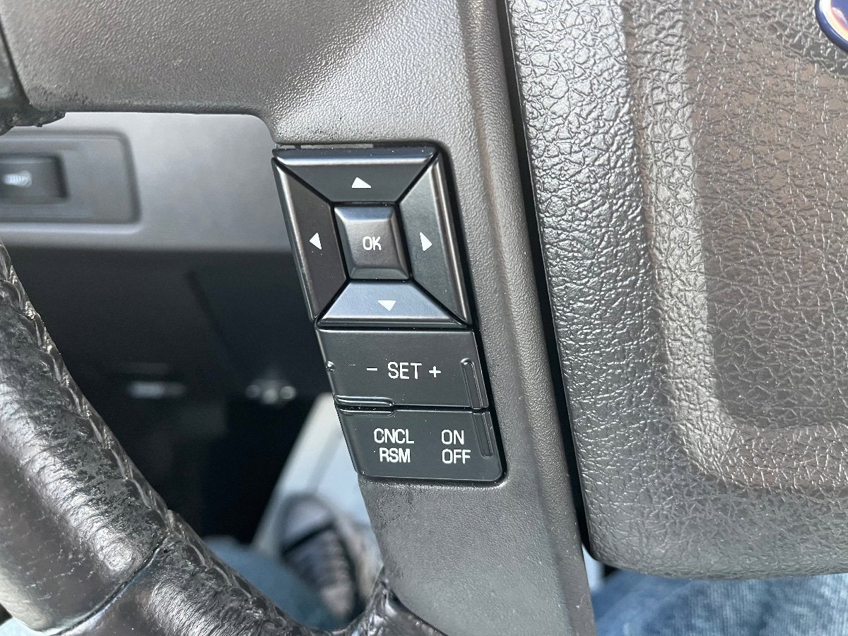 Used 2013 Ford F150 XLT w/ Mid Equipment Group RWD image 17