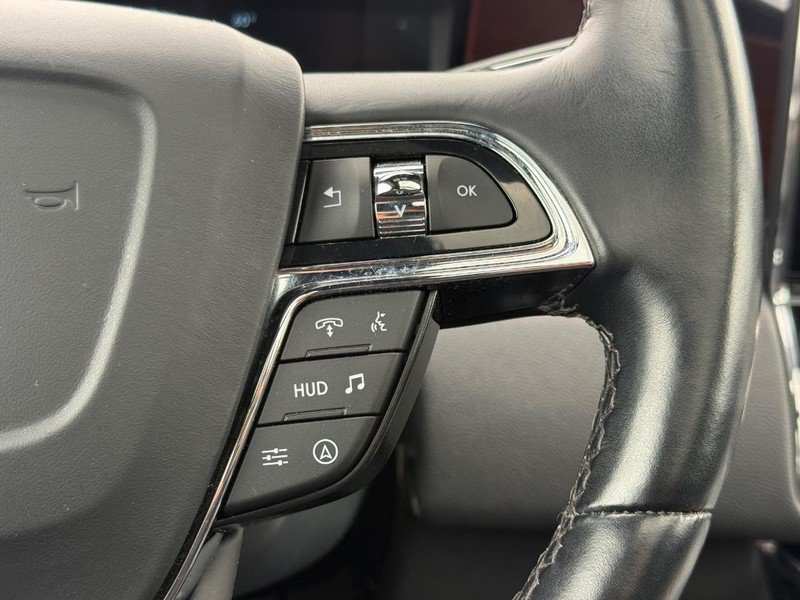 Certified 2024 Lincoln Navigator Reserve AWD/4WD image 15