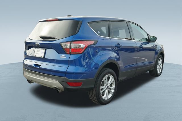 Used 2017 Ford Escape SE w/ SE Cold Weather Package image 9