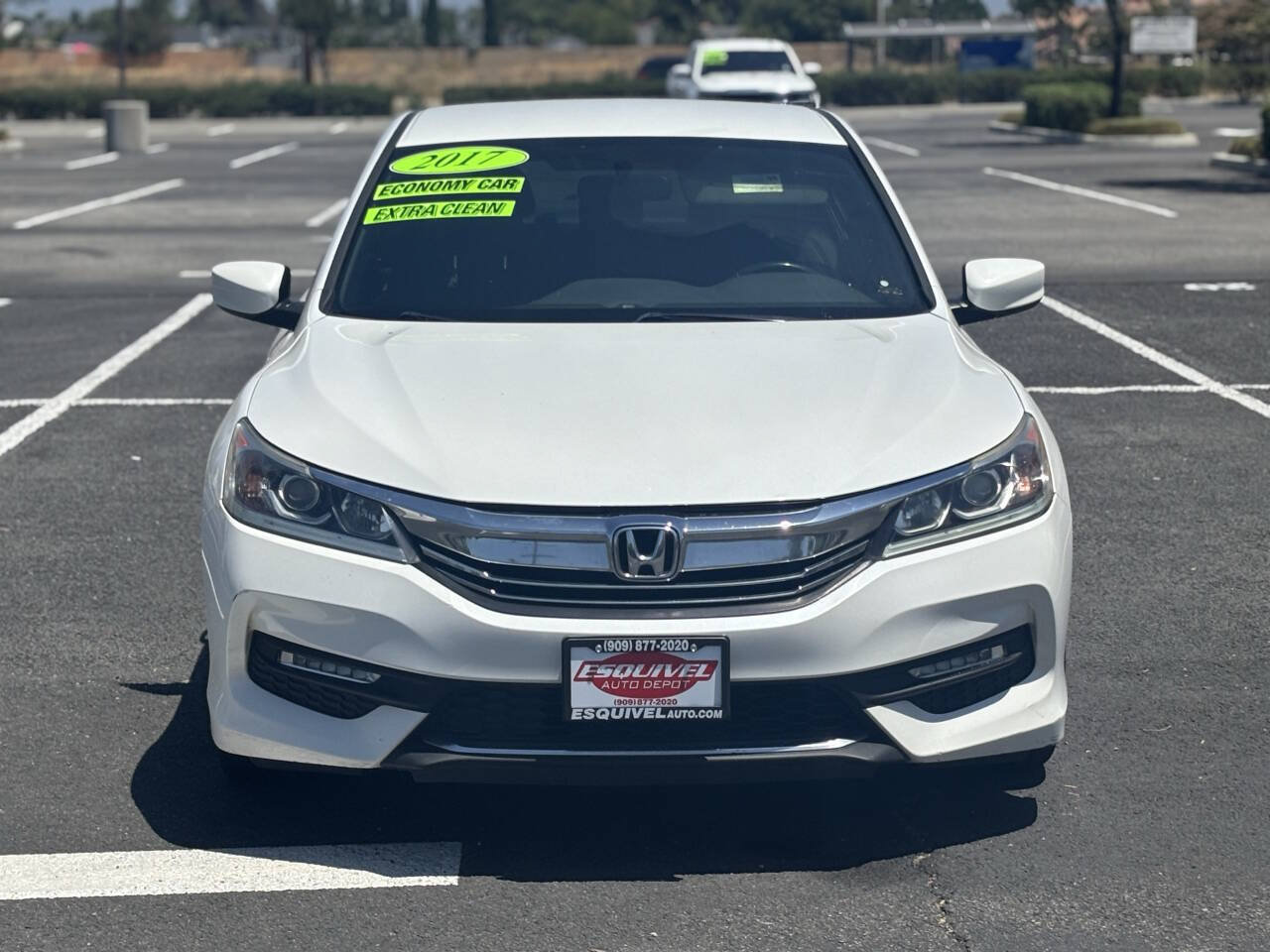 Used 2017 Honda Accord Sport image 2