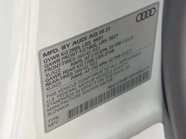 Used 2023 Audi SQ8 Prestige AWD/4WD image 38
