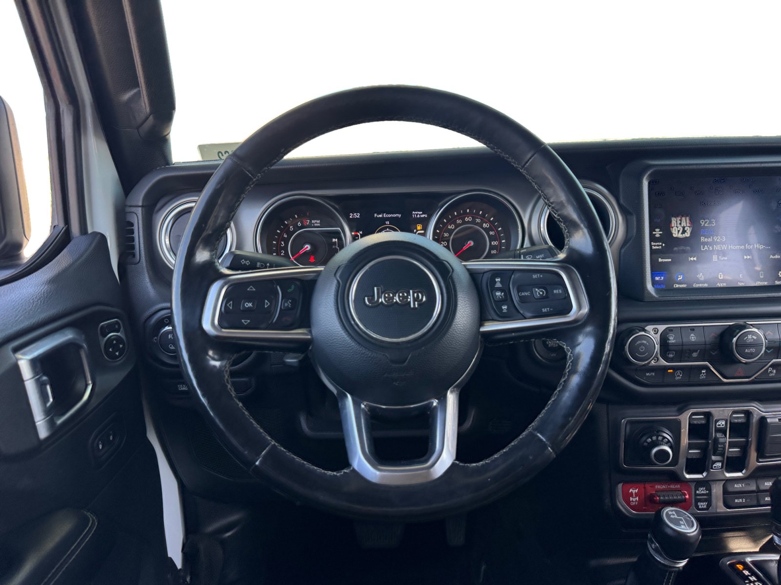 Used 2020 Jeep Gladiator Rubicon AWD/4WD image 12