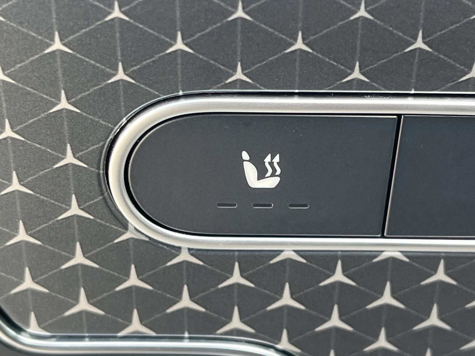 Certified 2025 Mercedes-Benz GLB 250 image 21