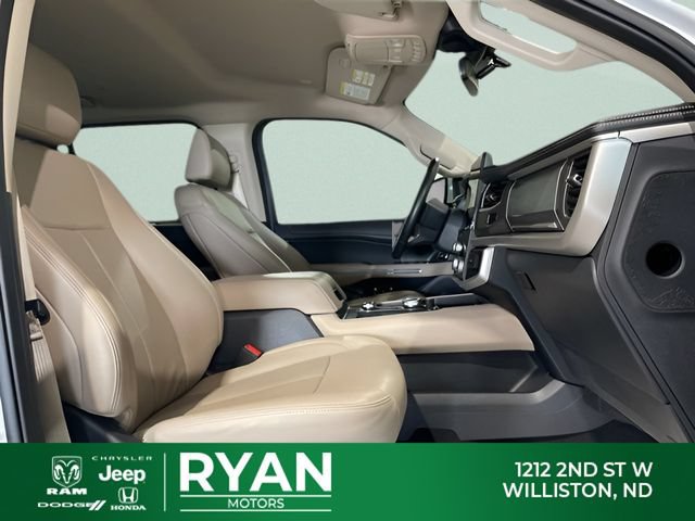 Used 2024 Ford Expedition Max XLT AWD/4WD image 51