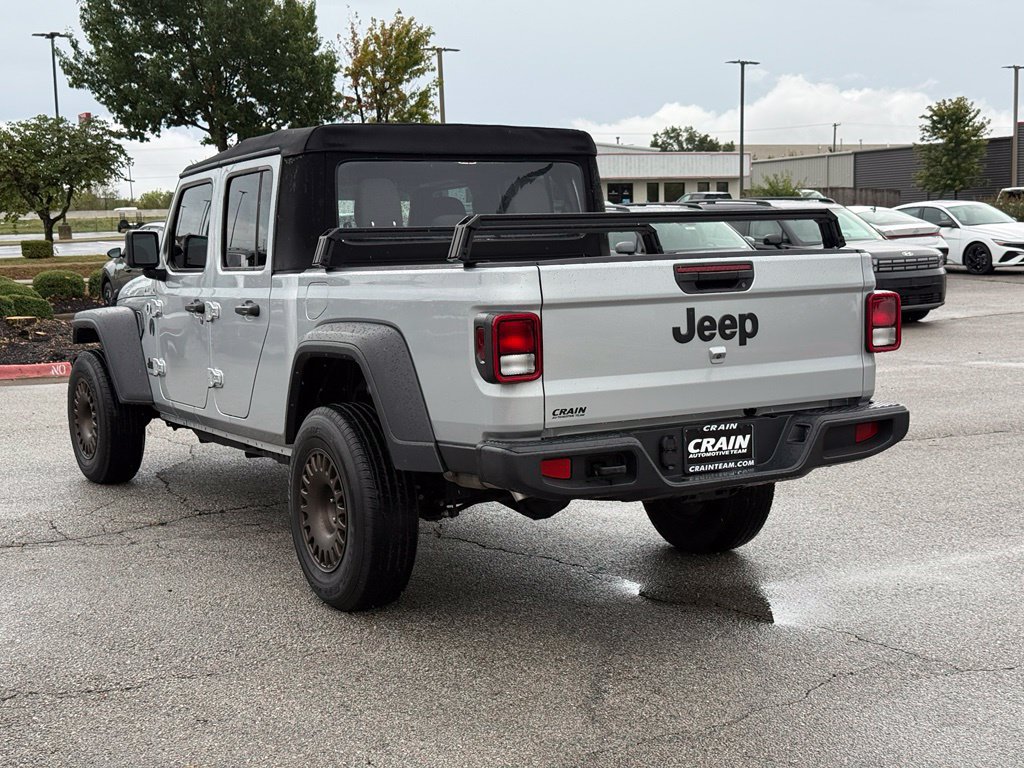 Used 2024 Jeep Gladiator Sport AWD/4WD image 5