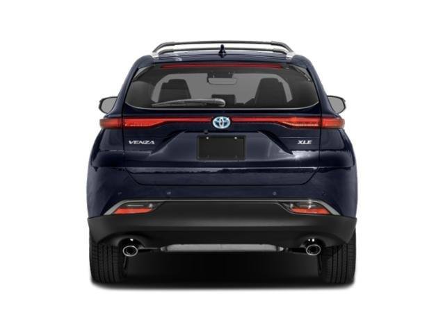 Used 2024 Toyota Venza XLE image 8