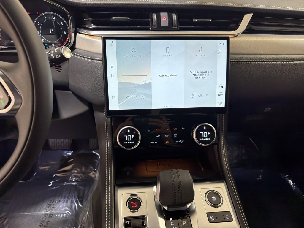 New 2026 Jaguar F-PACE R-Dynamic S image 16