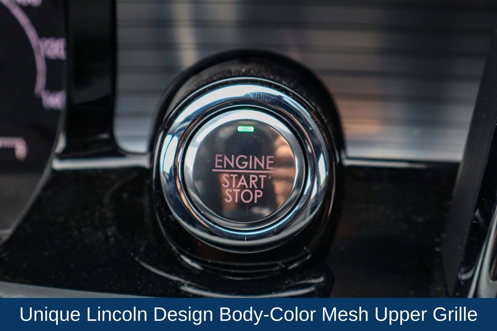 Used 2022 Lincoln Corsair AWD w/ Premium Package image 24