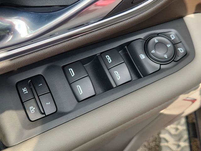 Used 2021 Chevrolet Suburban Z71 AWD/4WD image 22