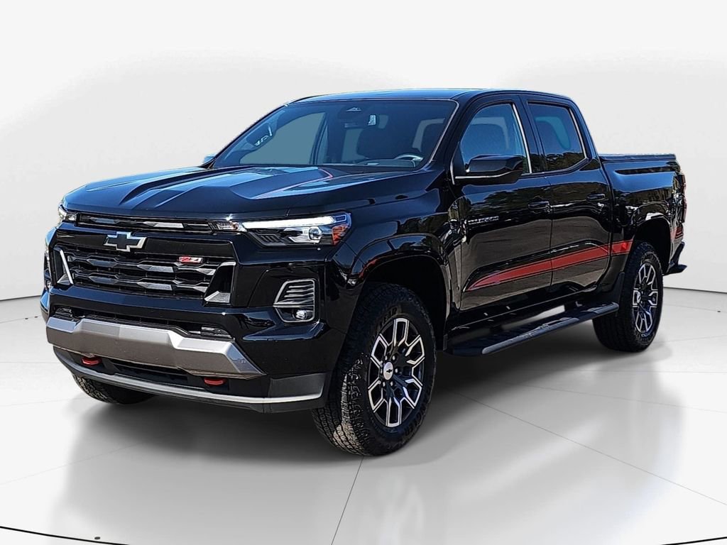 Used 2024 Chevrolet Colorado Z71 w/ Z71 Convenience Package 2 AWD/4WD image 11