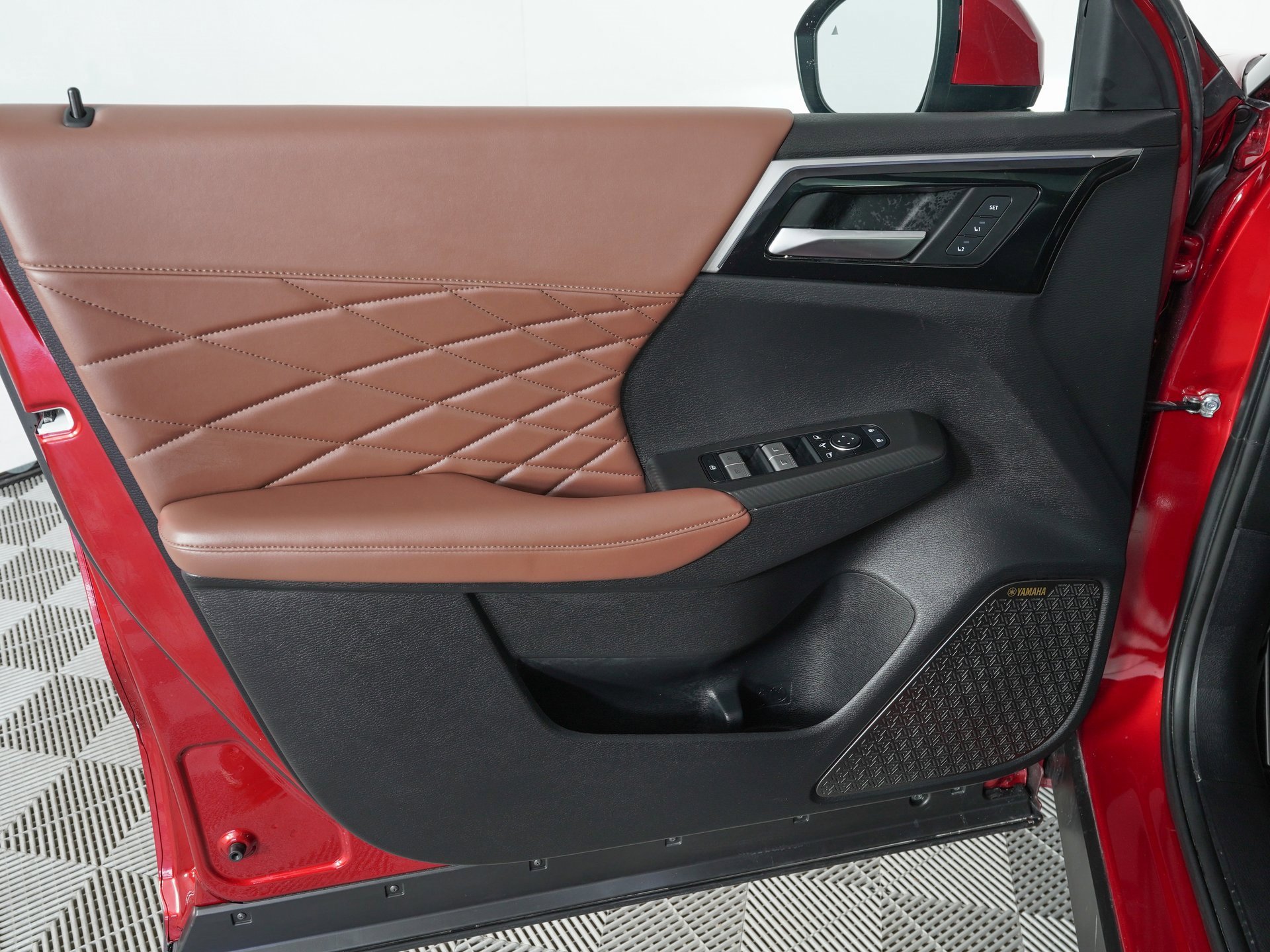 Used 2025 Mitsubishi Outlander SEL image 18