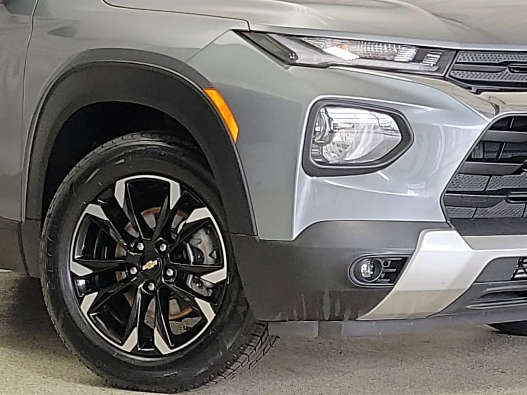 Certified 2022 Chevrolet TrailBlazer LT FWD image 2