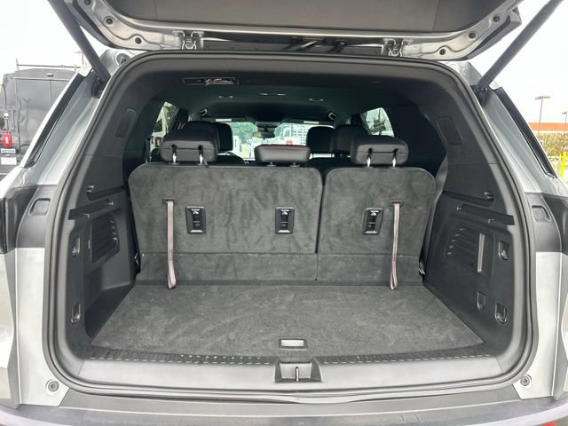 Used 2025 Chevrolet Traverse Z71 w/ Driver Confidence Package AWD/4WD image 30