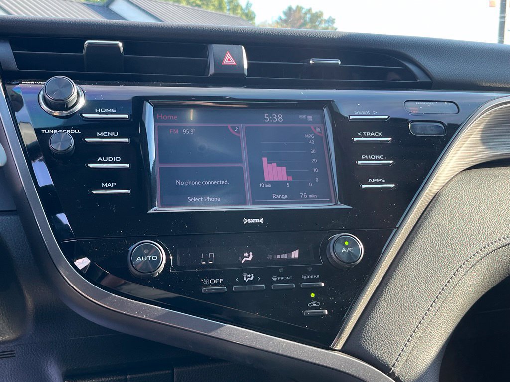 Used 2020 Toyota Camry SE AWD/4WD image 17
