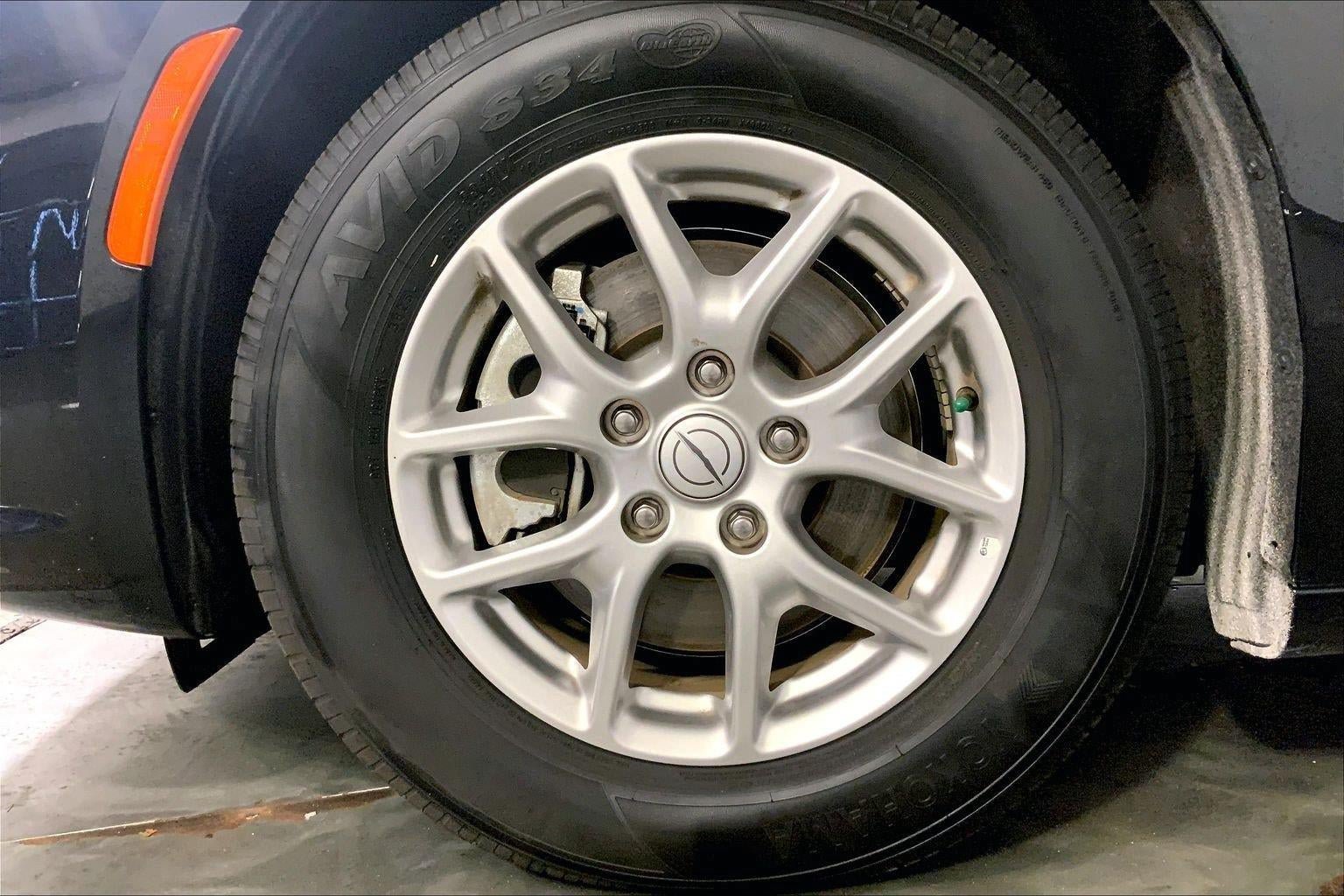 Used 2026 Chrysler Pacifica Select FWD image 9