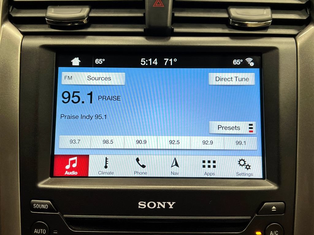 Used 2017 Ford Fusion Energi Platinum FWD image 25
