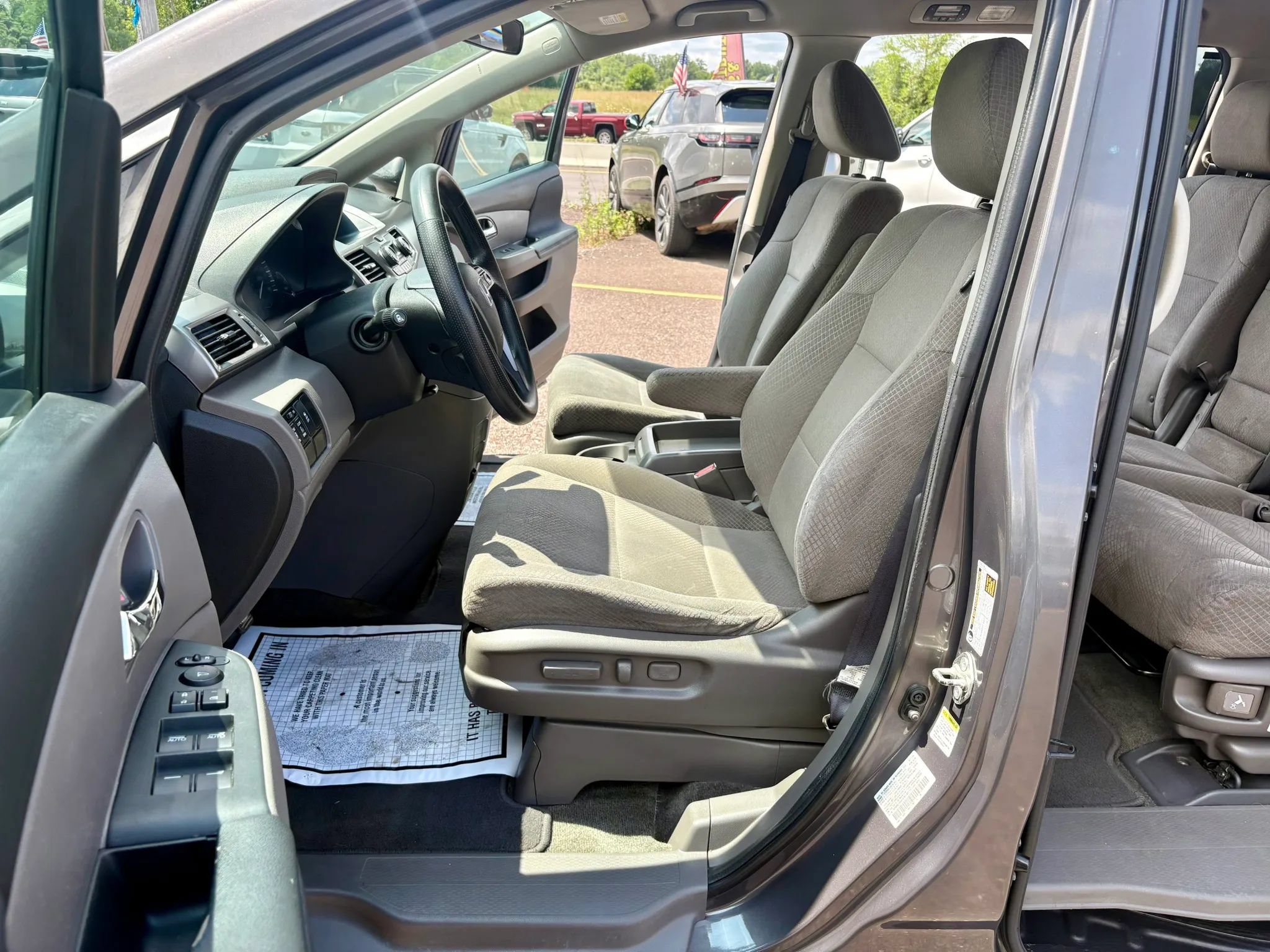 Used 2015 Honda Odyssey EX image 14