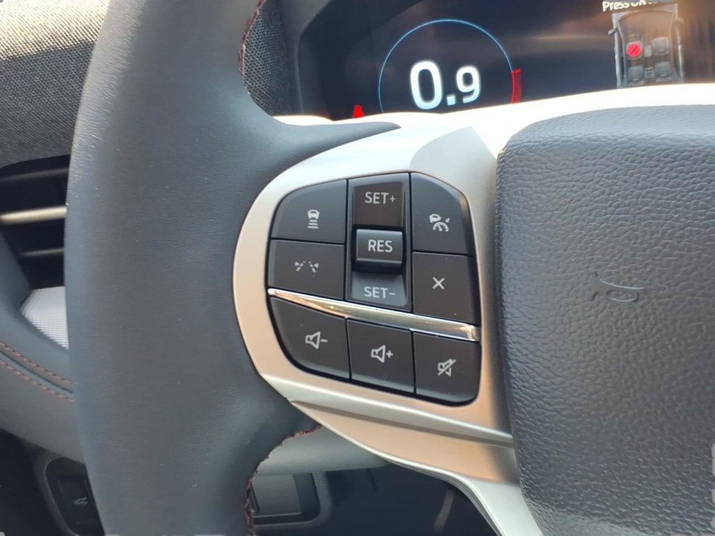 New 2026 Ford Explorer Active AWD/4WD image 22
