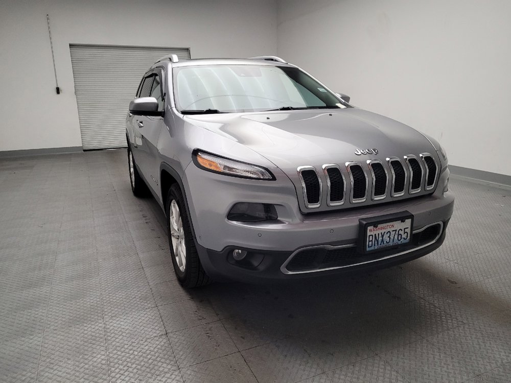 Used 2016 Jeep Cherokee Limited w/ Luxury Group image 14