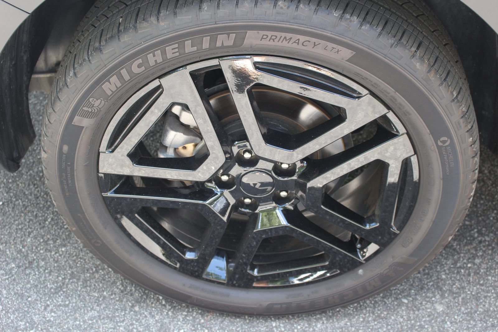 Certified 2025 Kia Telluride EX X-Line AWD/4WD image 14