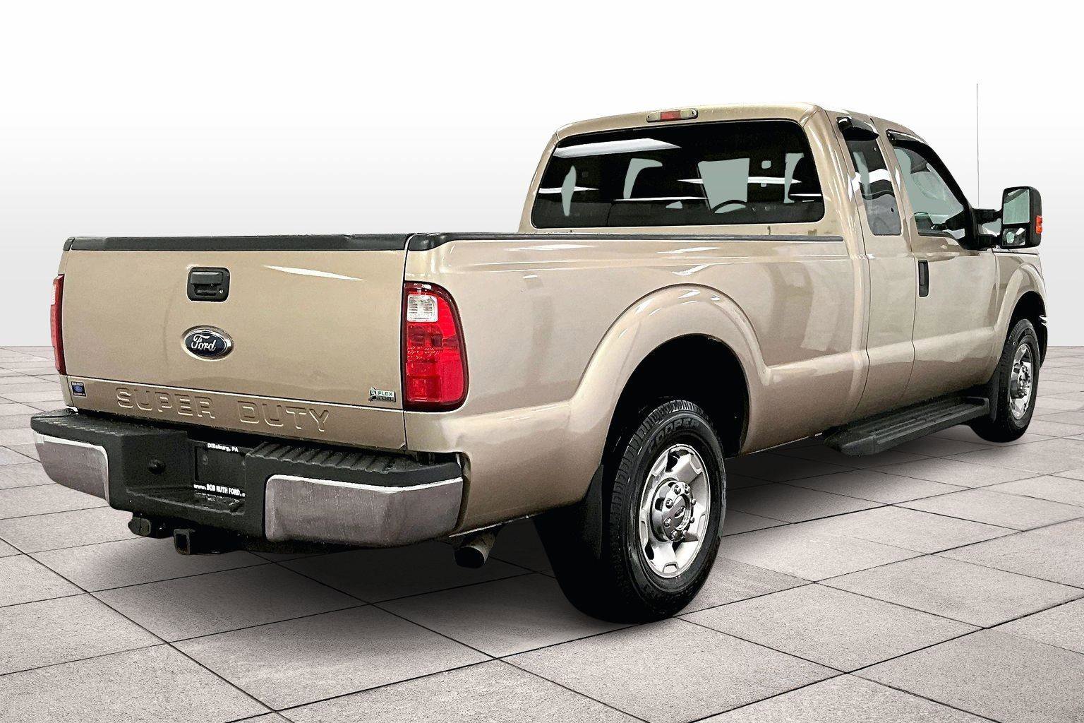 Used 2011 Ford F250 XLT w/ Camper Pkg image 11