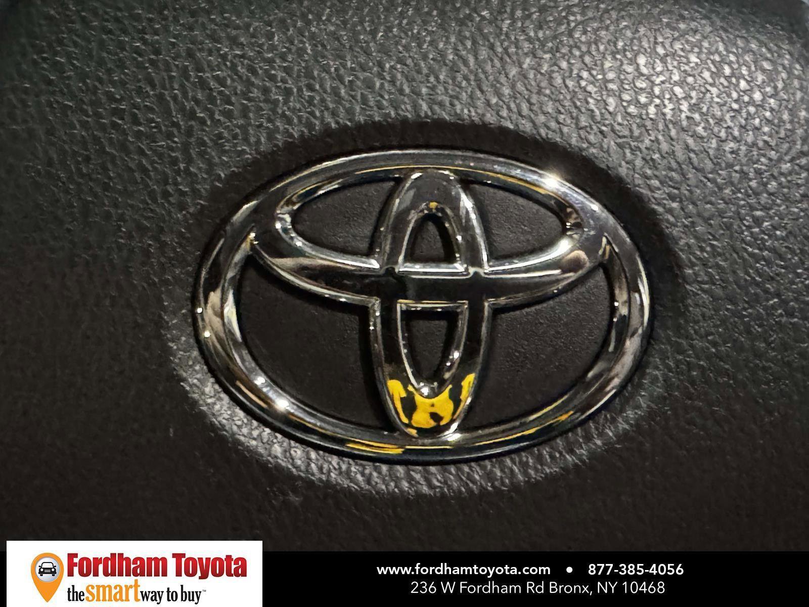 Used 2023 Toyota Camry LE AWD/4WD image 30