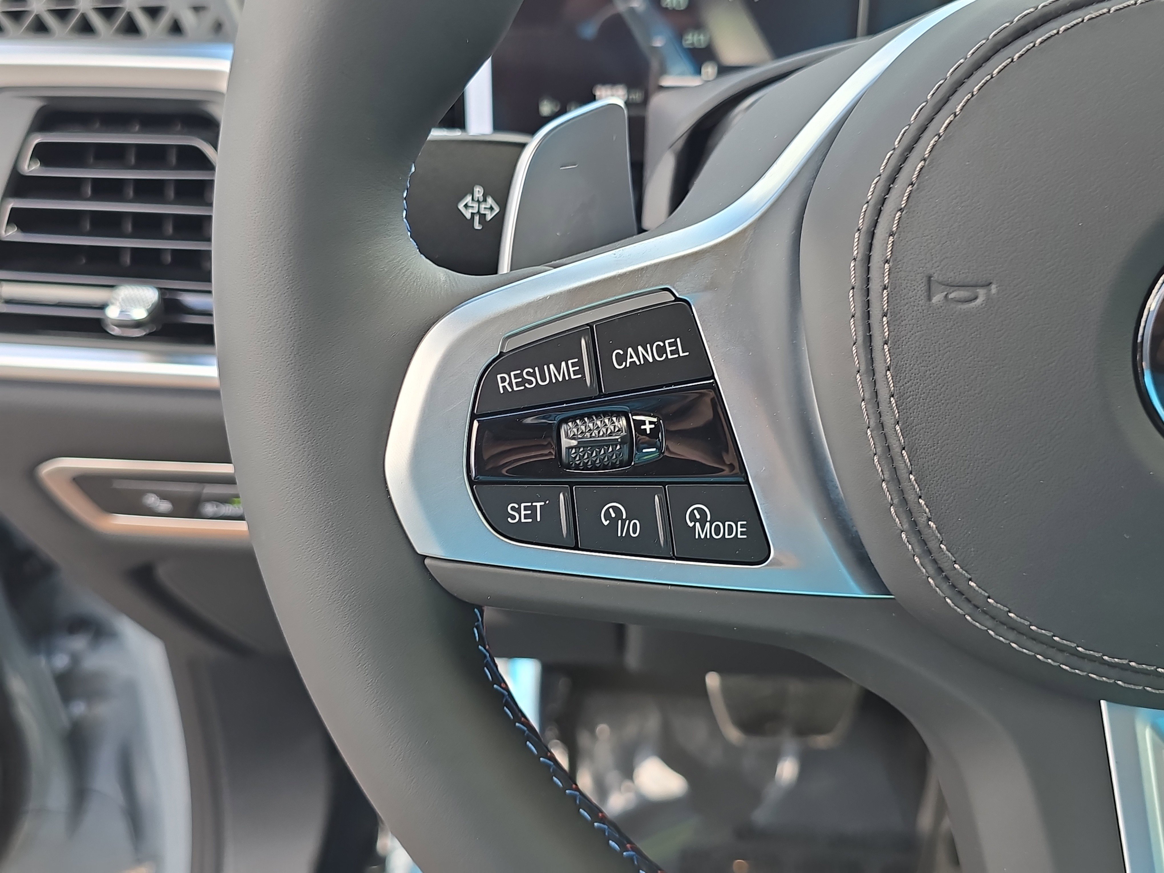 New 2026 BMW X7 M60i image 35