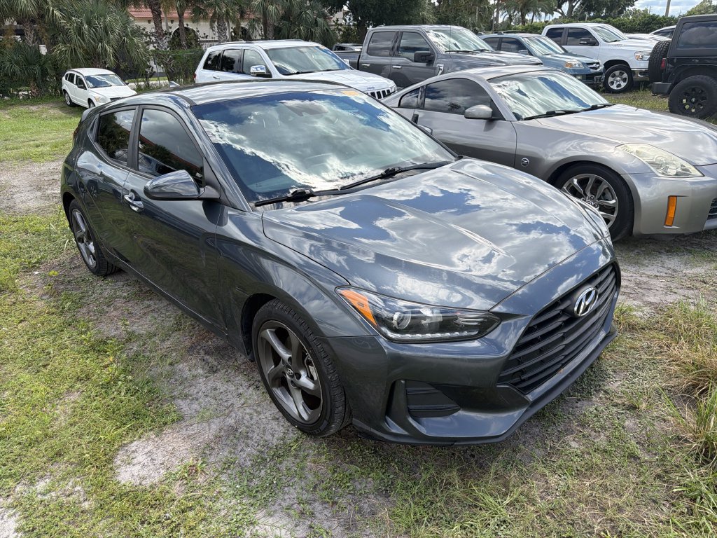 Used 2019 Hyundai Veloster 2.0 FWD image 1