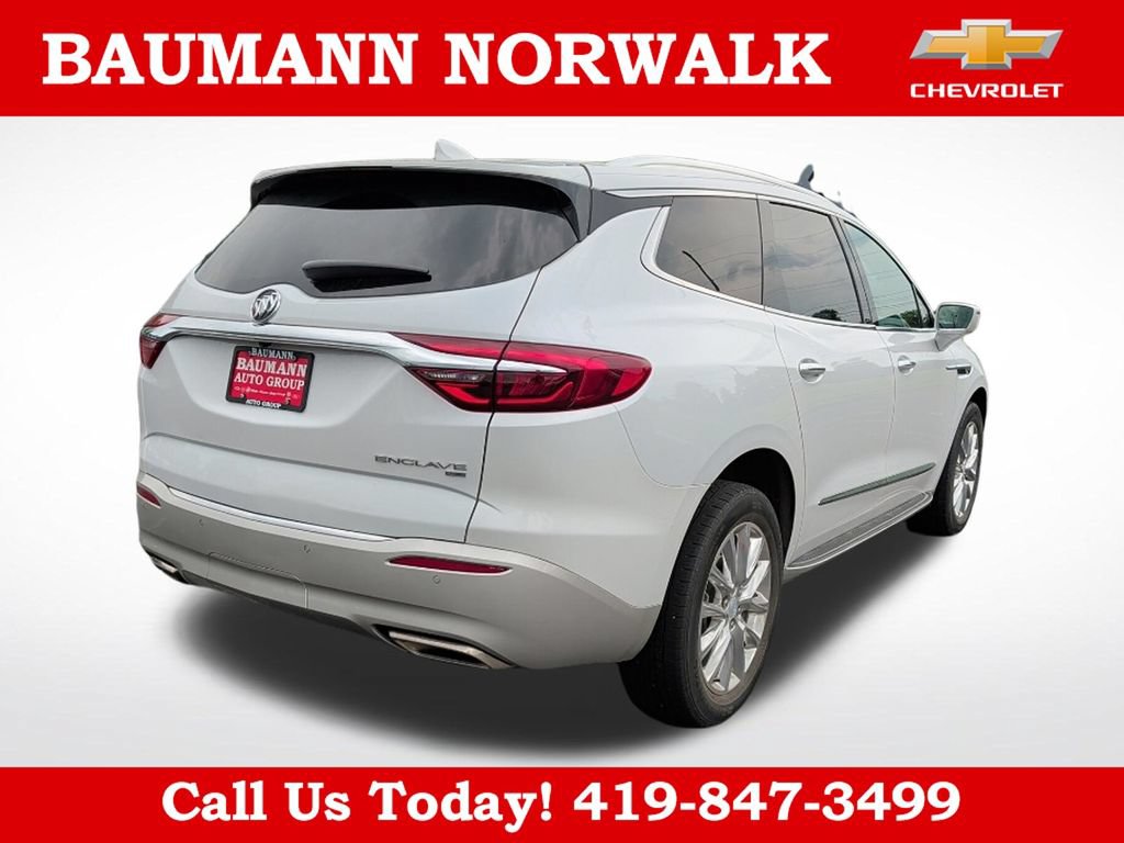 Used 2019 Buick Enclave Premium w/ LPO, Luxury Package AWD/4WD image 7