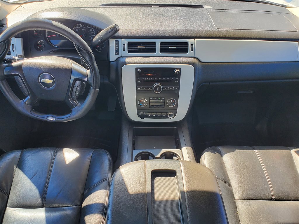 Used 2008 Chevrolet Tahoe LTZ w/ LTZ Preferred Equipment Group image 21