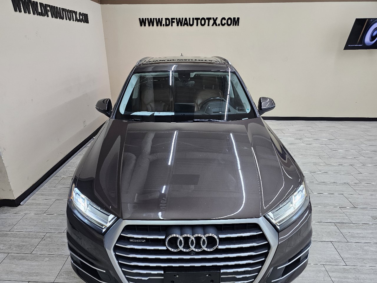 Used 2018 Audi Q7 3.0T Prestige image 4