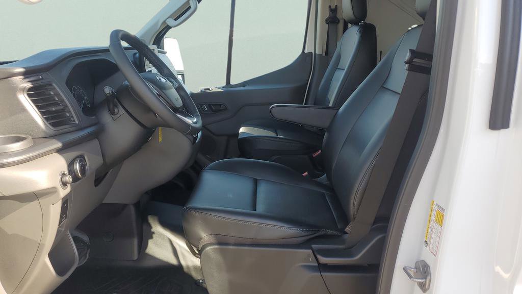 New 2025 Ford Transit 250 Low Roof AWD image 17