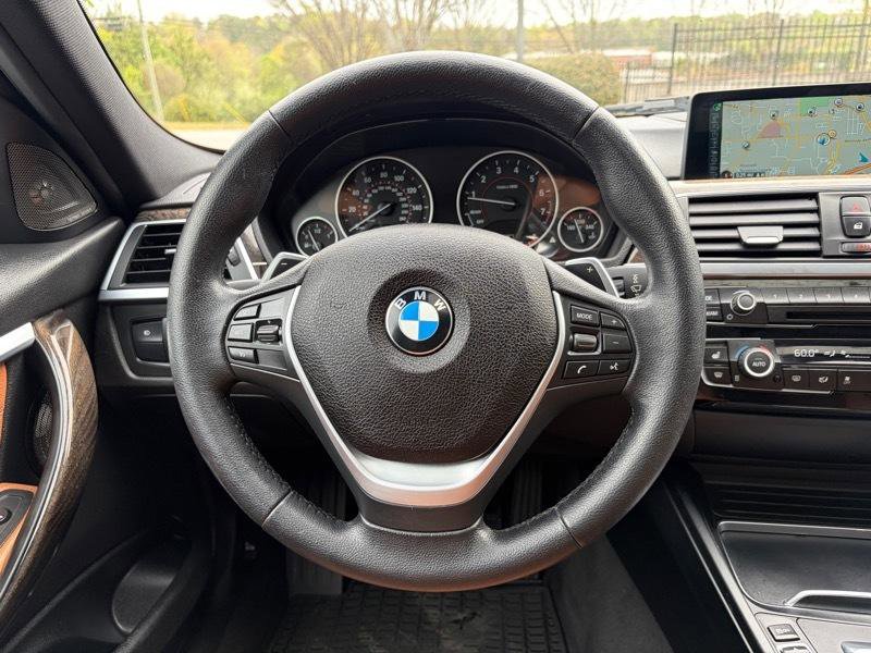 Used 2016 BMW 340i Sedan image 16