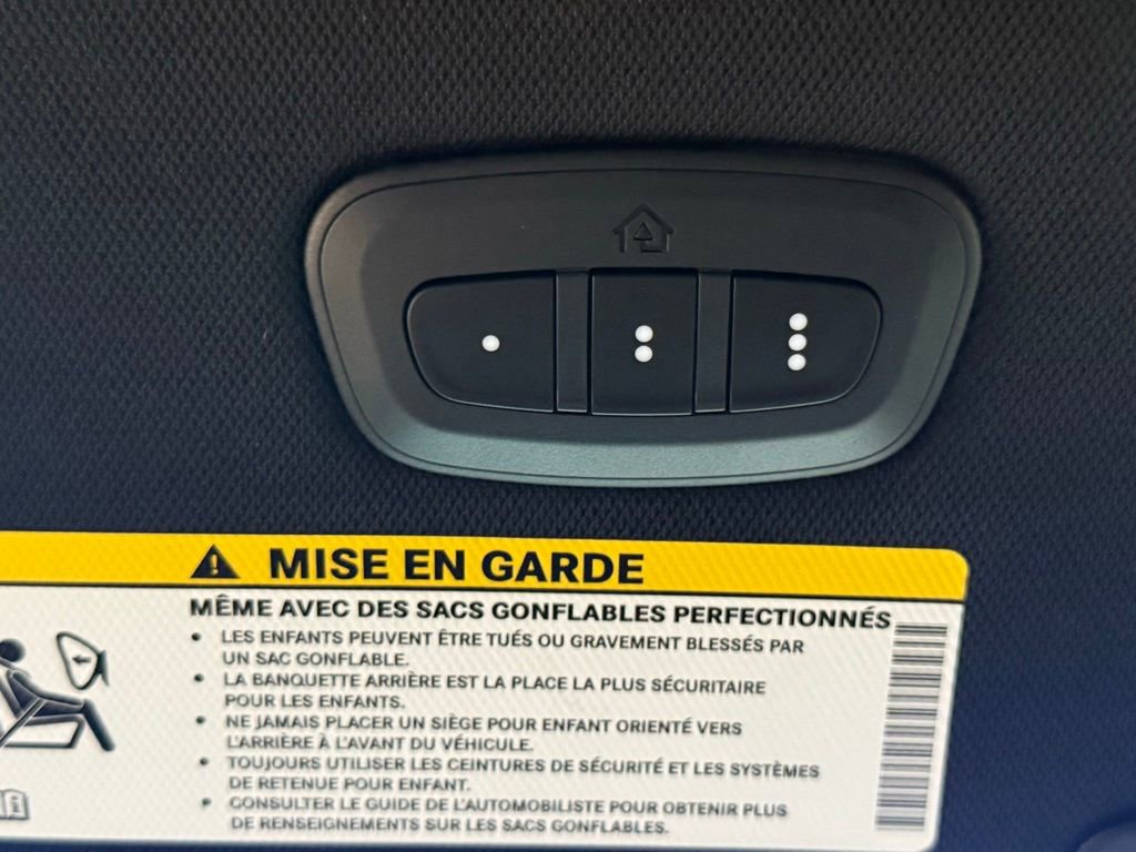 New 2026 Chrysler Pacifica Limited image 33