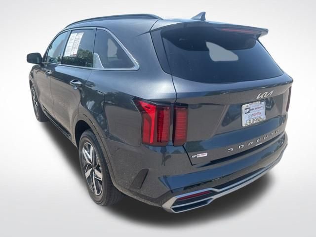 Used 2022 Kia Sorento S w/ Panoramic Sunroof Package image 3