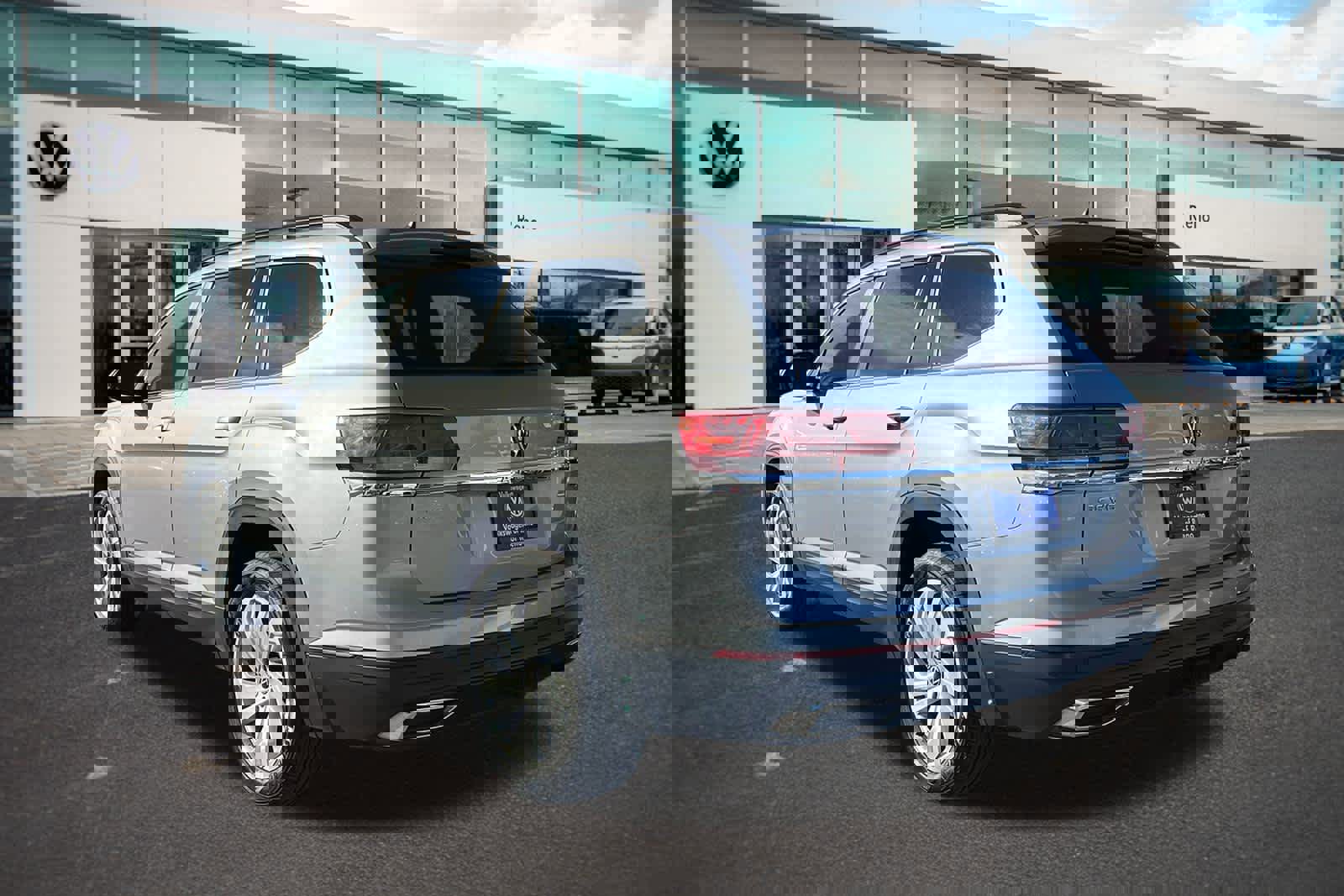 Used 2021 Volkswagen Atlas SE image 7