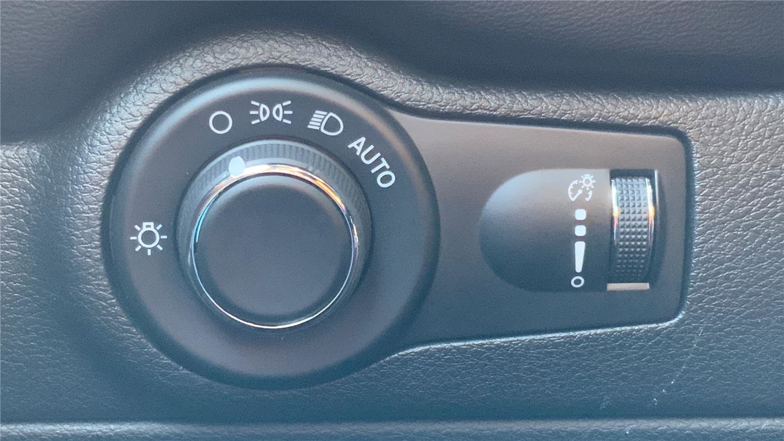 Used 2024 Dodge Durango GT AWD/4WD image 17
