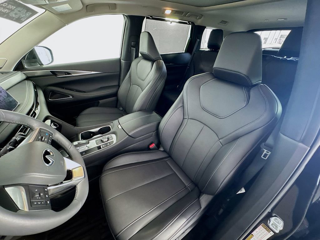 Certified 2026 INFINITI QX60 Luxe w/ Cargo Package image 22