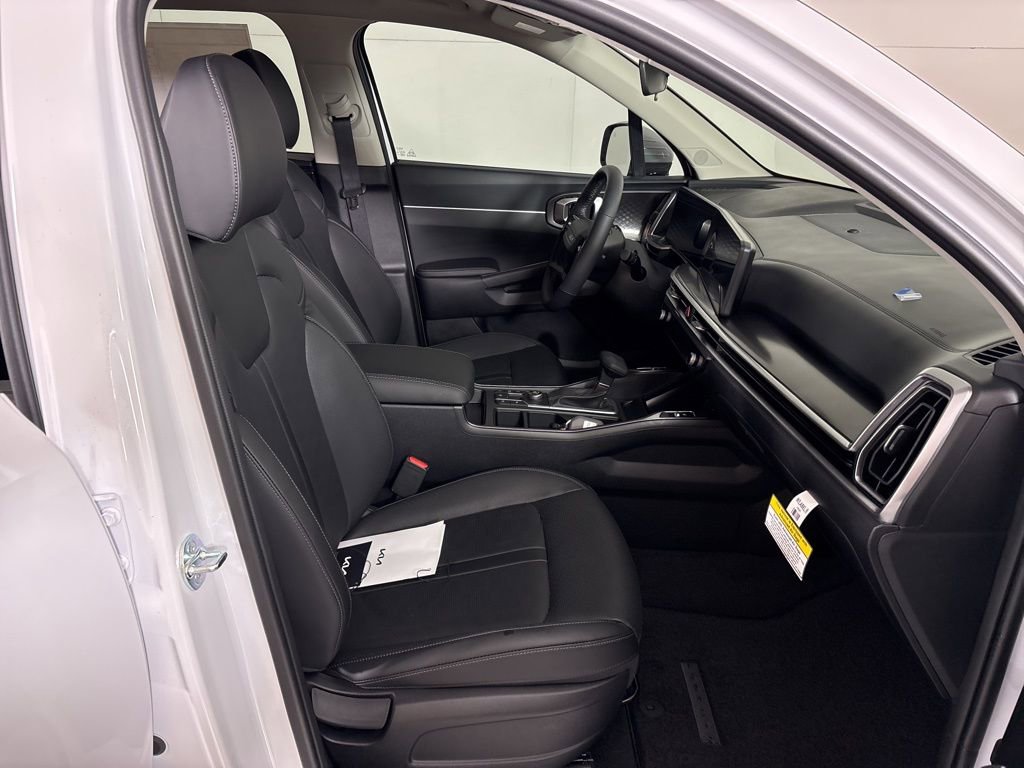 New 2026 Kia Sorento S FWD image 14