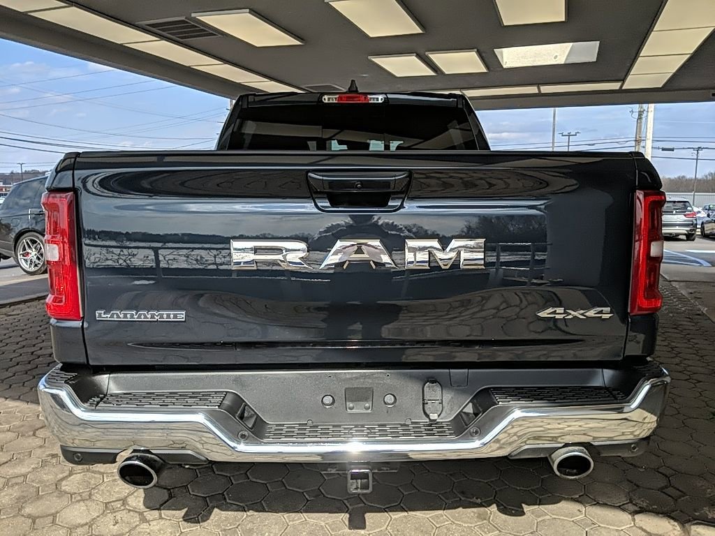Used 2025 RAM 1500 Laramie image 6