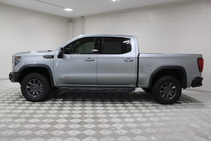 Used 2025 GMC Sierra 1500 AT4X AWD/4WD image 9