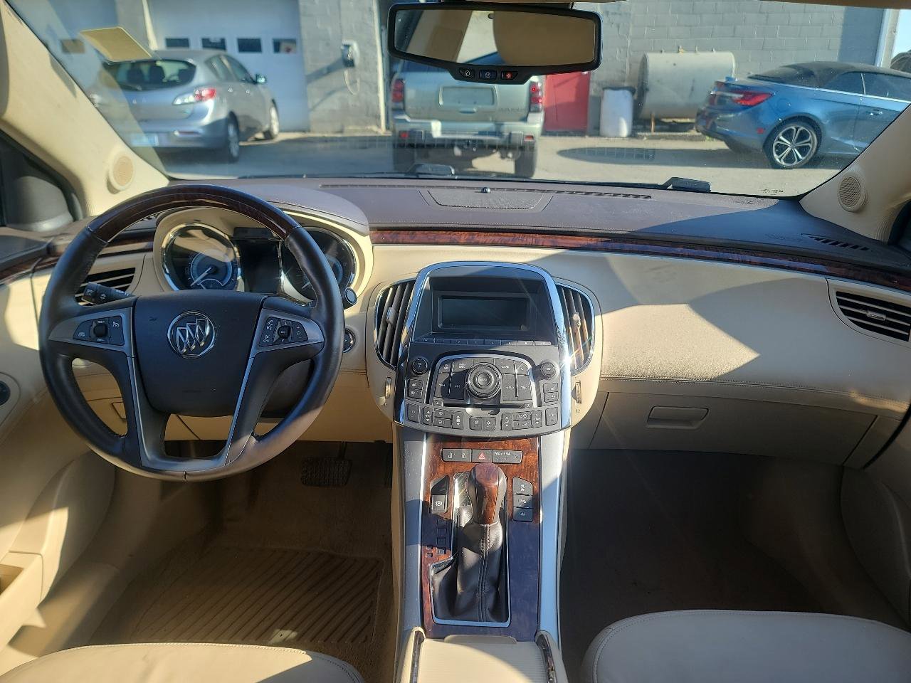 Used 2010 Buick LaCrosse CXL w/ Luxury Package FWD image 17