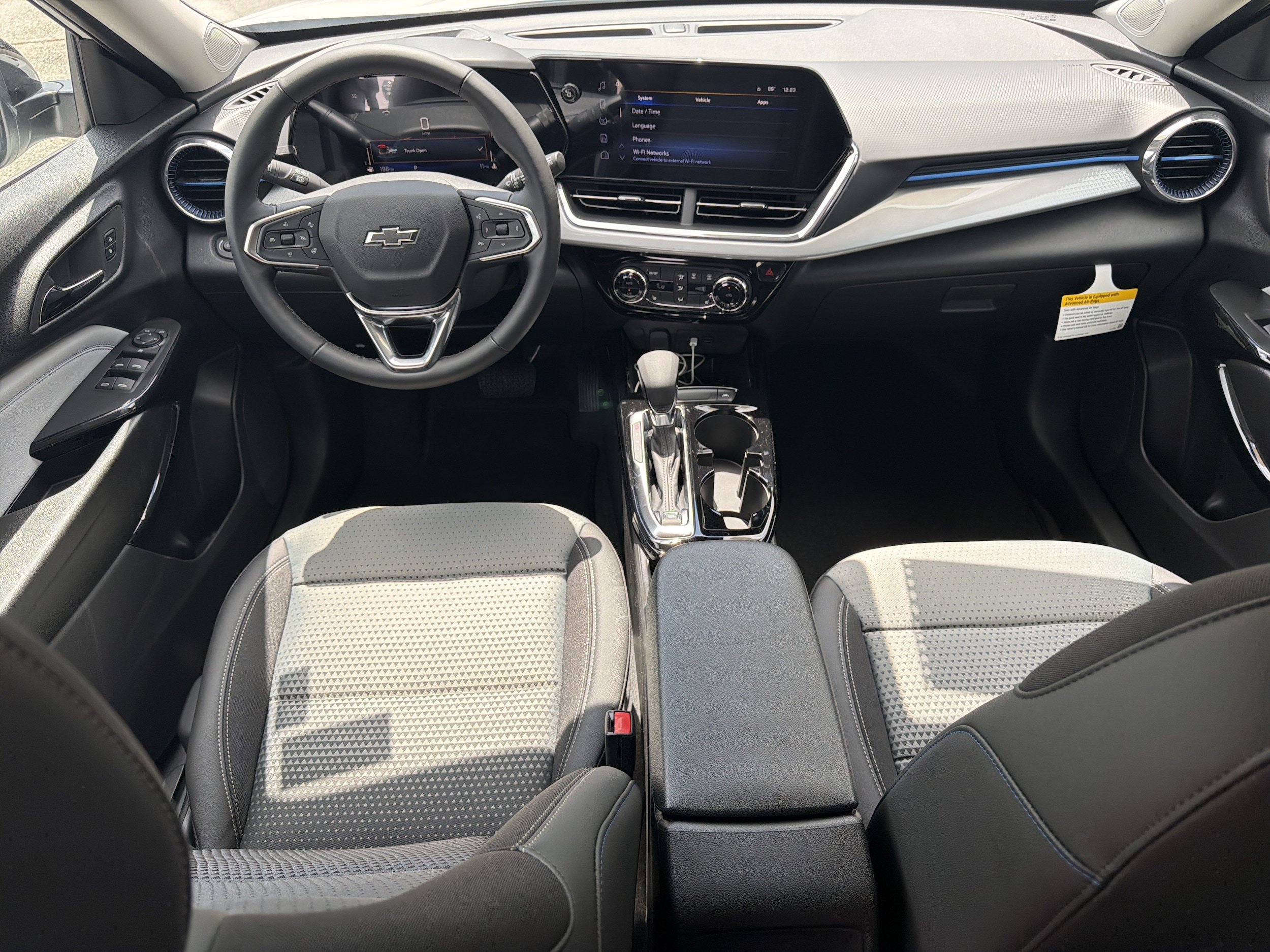 New 2026 Chevrolet Trax LT w/ Driver Confidence Package FWD image 20