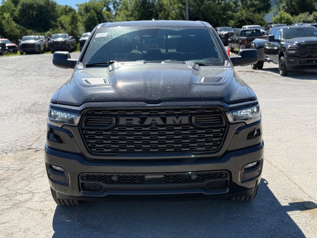 New 2026 RAM 1500 Express AWD/4WD image 3