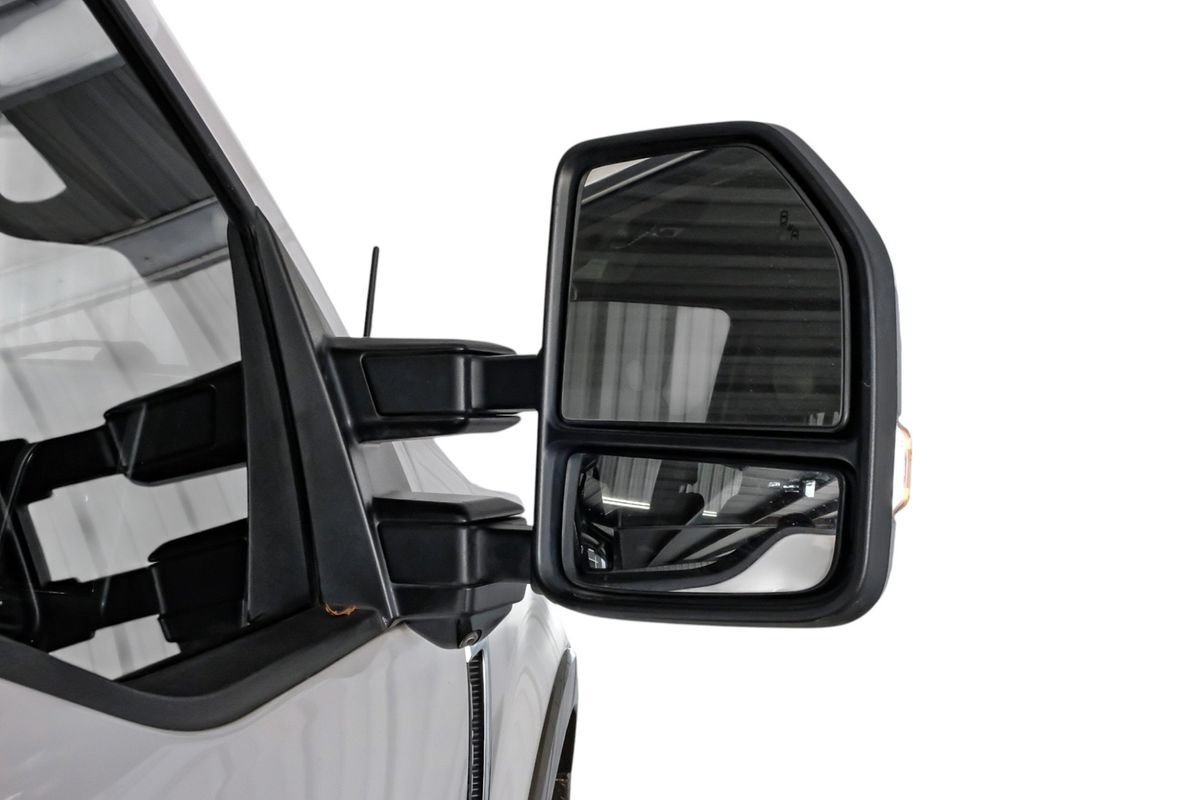 Used 2019 Ford F250 Lariat w/ Lariat Ultimate Package AWD/4WD image 43