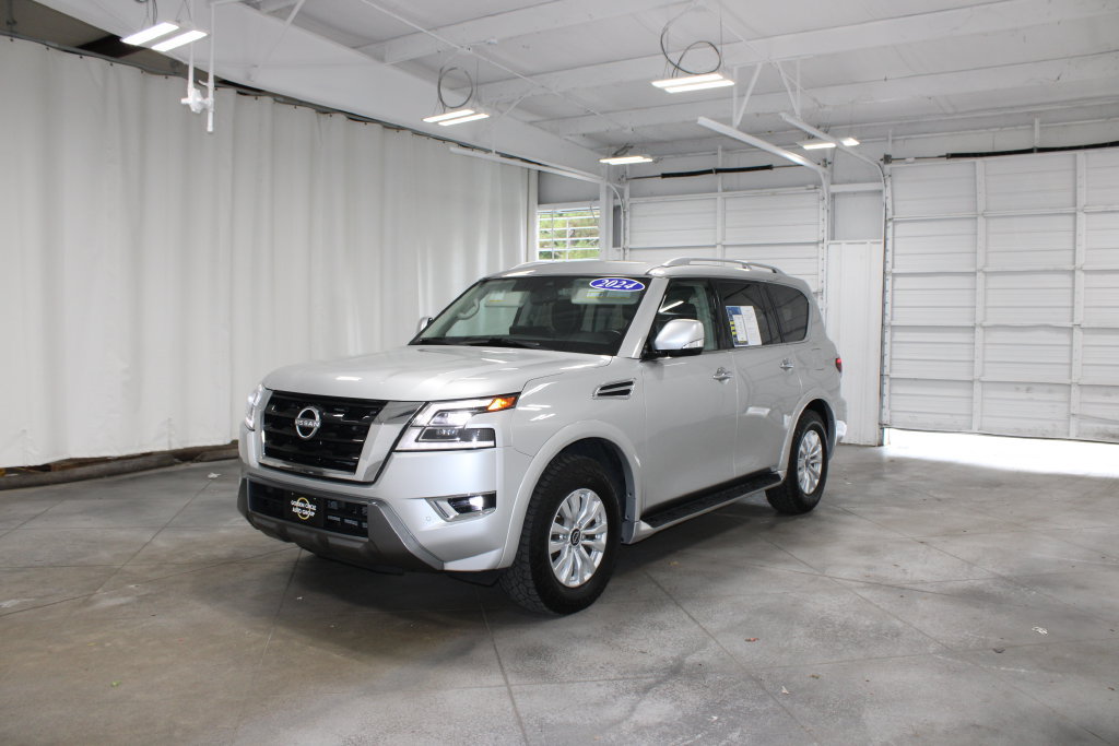 Used 2024 Nissan Armada SV RWD image 4